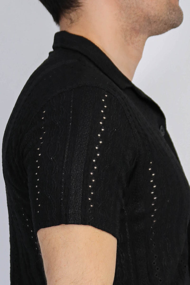 VELVARDE DELİKLİ DÜĞMELİ TSHIRT SİYAH