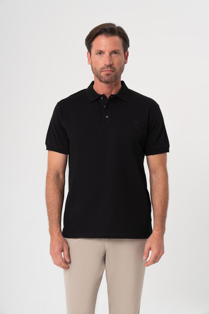 SİYAH POLO YAKA T-SHIRT