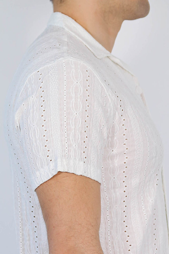 VELVARDE DELİKLİ DÜĞMELİ TSHIRT BEYAZ