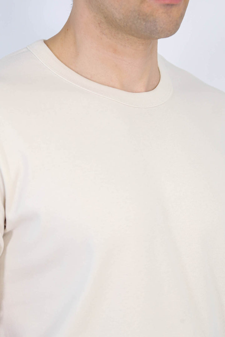 VELVARDE DÜZ BİSİKLET YAKA TSHIRT KREM (1881)