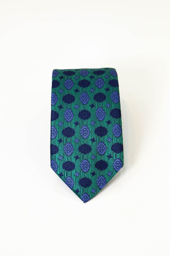 desenli renkli kravat