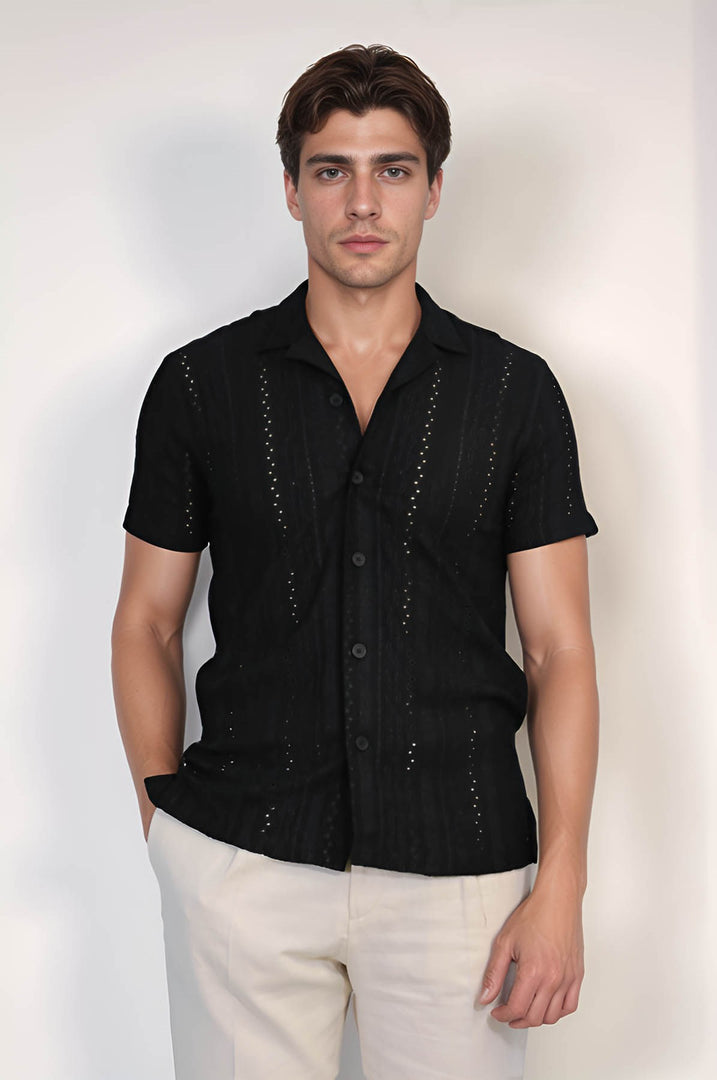 VELVARDE DELİKLİ DÜĞMELİ TSHIRT SİYAH