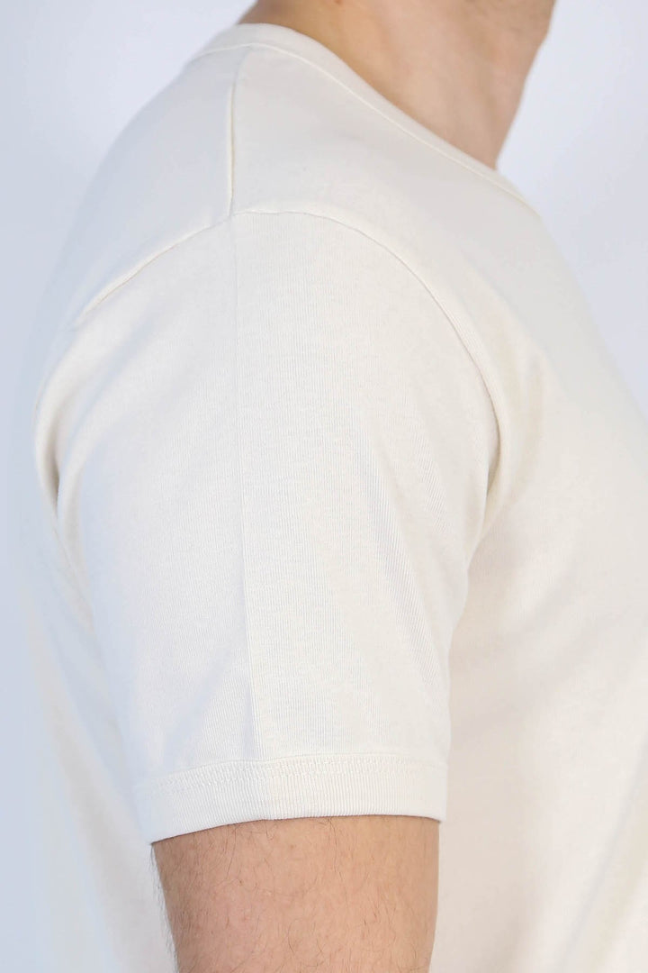 VELVARDE DÜZ BİSİKLET YAKA TSHIRT KREM (1881)