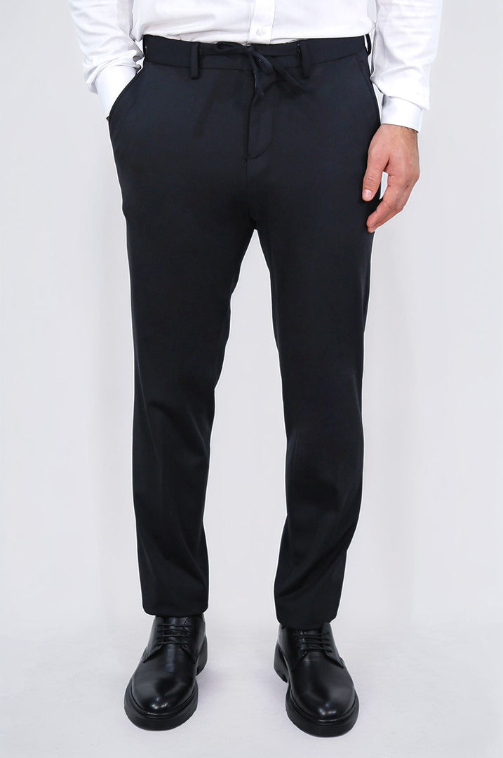 hafif dokulu kendinden kemerli siyah jogger tek pantolon 