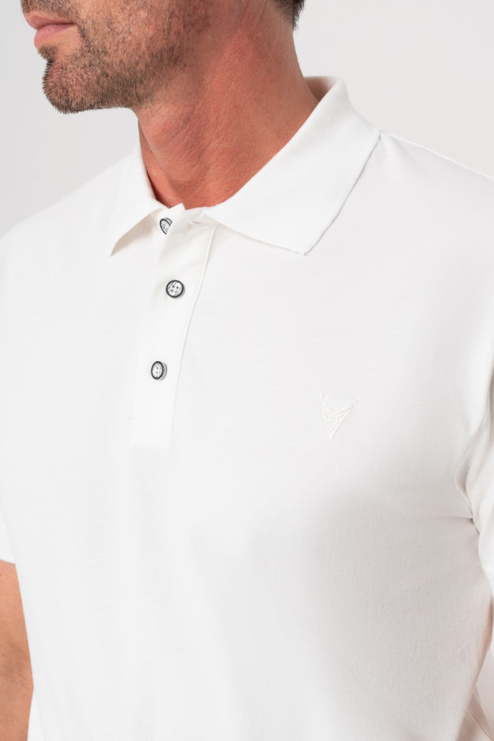 KIRIK BEYAZ POLO YAKA T-SHIRT