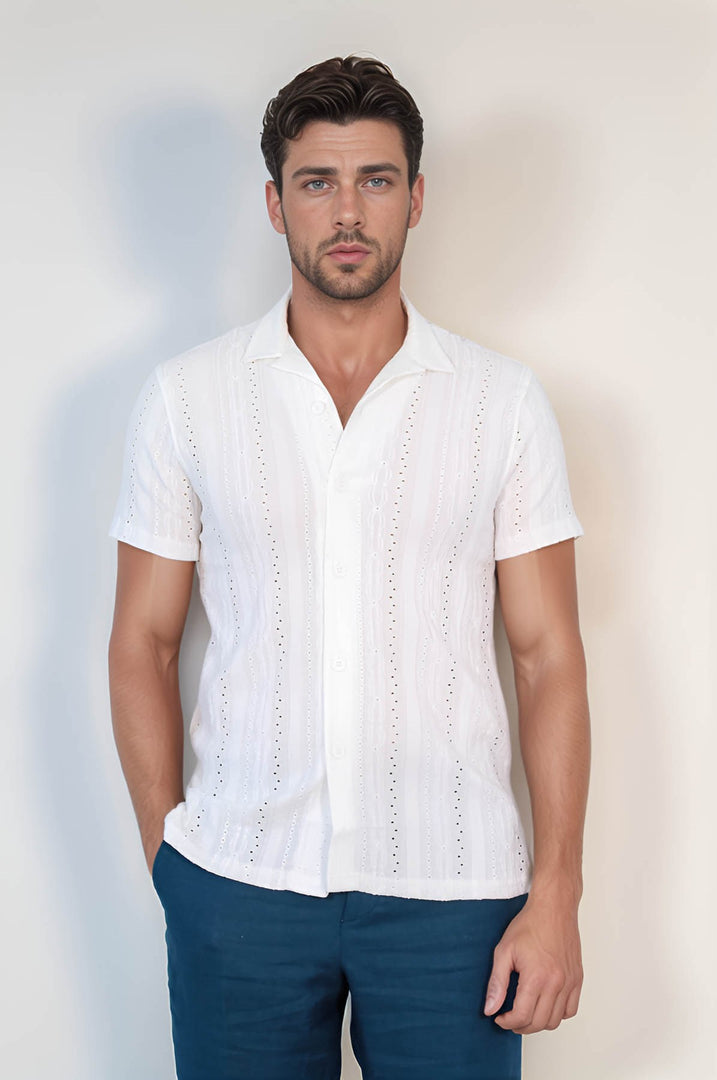 VELVARDE DELİKLİ DÜĞMELİ TSHIRT BEYAZ